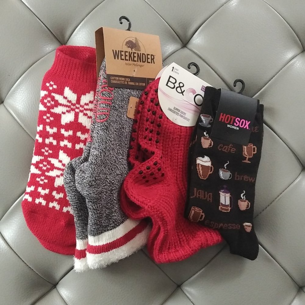***BUNDLE ADD-ON*** Ladies Socks